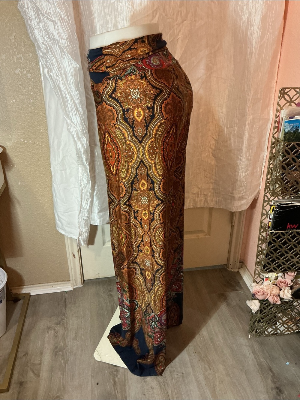 Wide Leg Paisley Print Pants in Brown - Picture 2 of 5